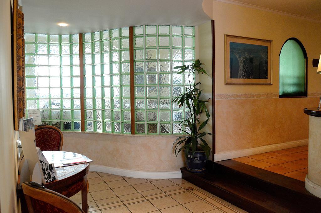 Albergo Delle Rose Pozzuoli Kültér fotó